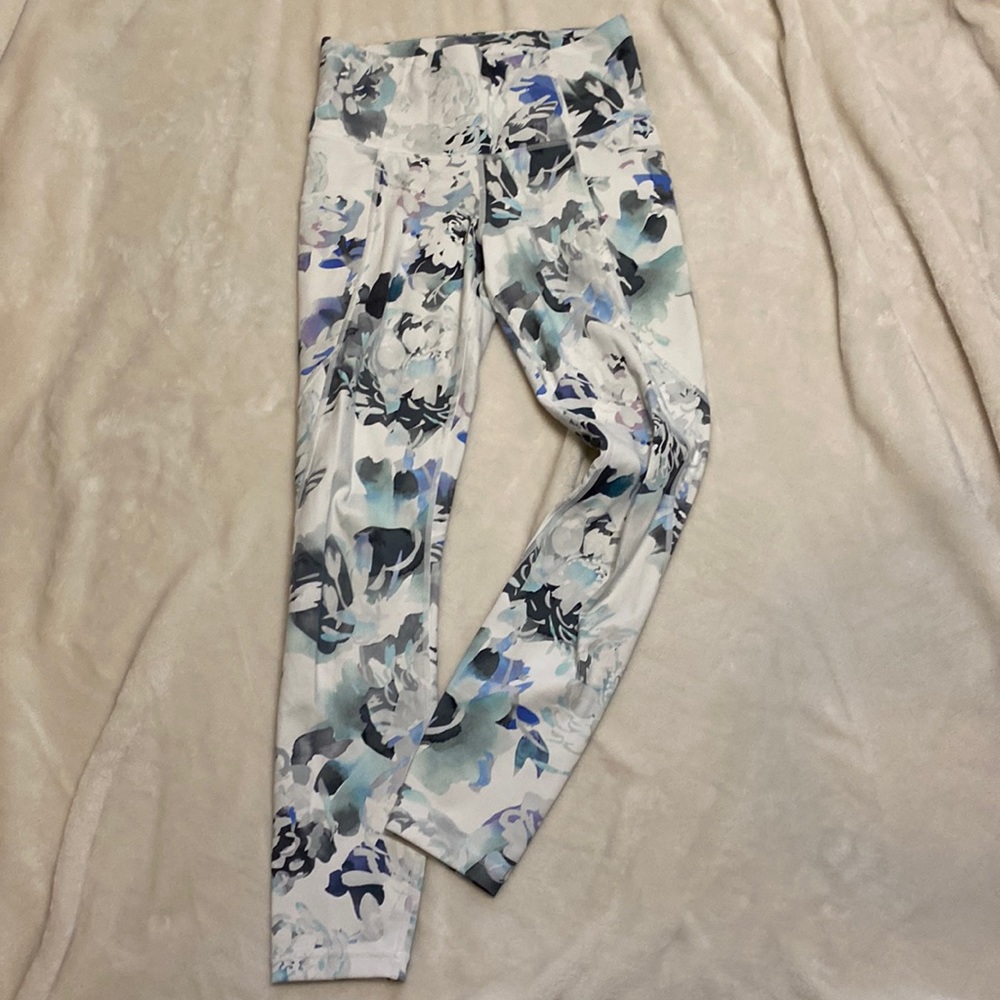 Athleta XS floral print leggings